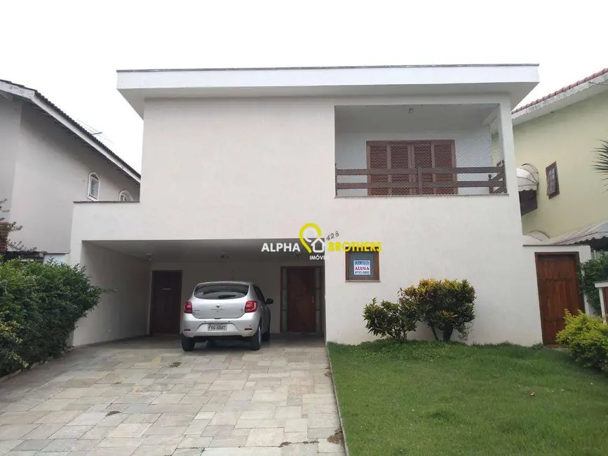 Foto 1 de Casa de Condomínio com 4 quartos para alugar, 360m2 em Santana De Parnaiba - SP