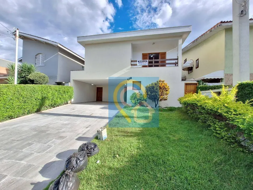 Foto 1 de Casa de Condomínio com 4 quartos para alugar, 364m2 em Santana De Parnaiba - SP