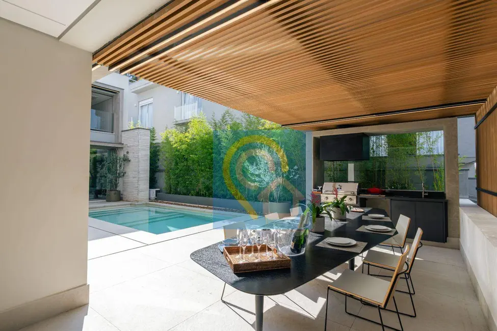 Casa de Condomínio com 4 quartos à venda, 420m2 em Residencial Tamboré, Barueri - SP - imagem 9 Foto 9 de Casa de Condomínio com 4 quartos à venda, 420m2 em Residencial Tamboré, Barueri - SP