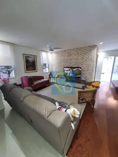 Foto 5 de Casa de Condomínio com 4 quartos à venda, 300m2 em Santana De Parnaiba - SP