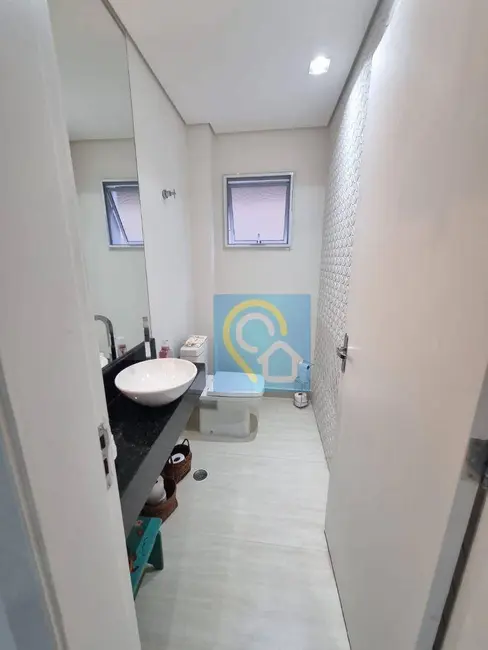 Foto 9 de Casa de Condomínio com 4 quartos à venda, 300m2 em Santana De Parnaiba - SP