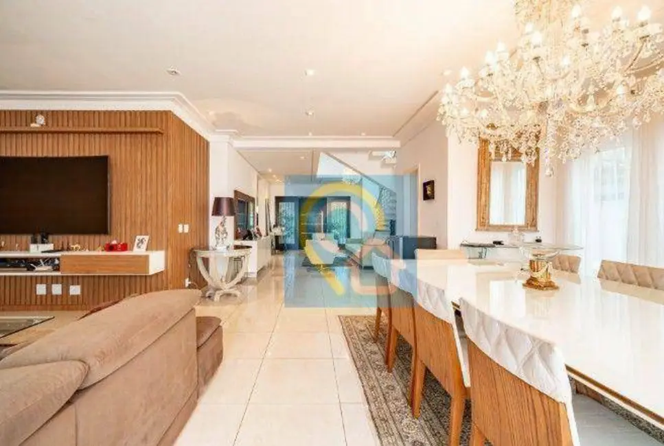 Casa de Condomínio com 3 quartos à venda, 360m2 em Santana De Parnaiba - SP - imagem 7 Foto 7 de Casa de Condomínio com 3 quartos à venda, 360m2 em Santana De Parnaiba - SP