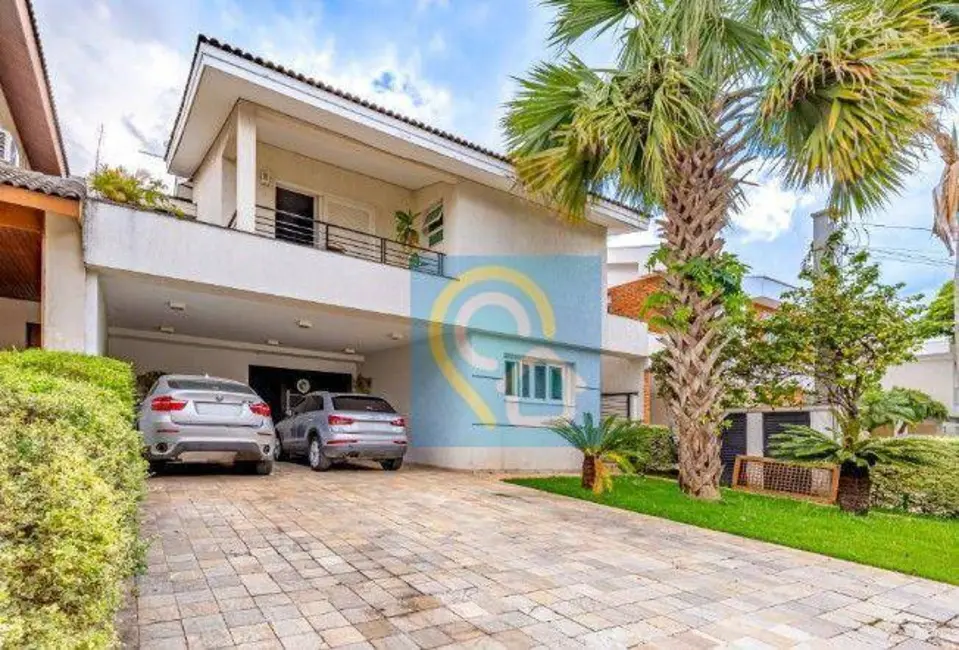 Casa de Condomínio com 3 quartos à venda, 360m2 em Santana De Parnaiba - SP - imagem 1 Foto 1 de Casa de Condomínio com 3 quartos à venda, 360m2 em Santana De Parnaiba - SP
