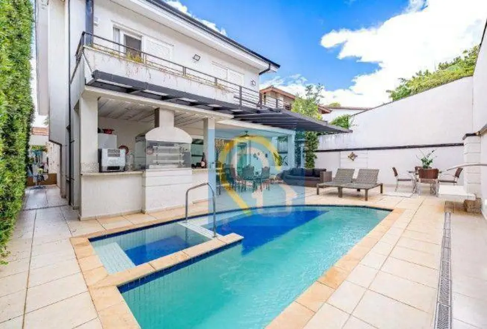 Casa de Condomínio com 3 quartos à venda, 360m2 em Santana De Parnaiba - SP - imagem 3 Foto 3 de Casa de Condomínio com 3 quartos à venda, 360m2 em Santana De Parnaiba - SP