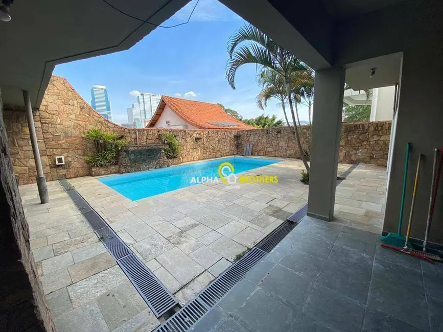 Foto 2 de Casa de Condomínio com 5 quartos para alugar, 360m2 em Santana De Parnaiba - SP