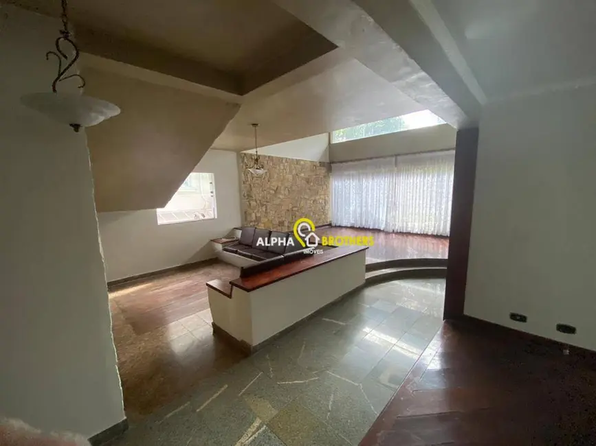 Foto 5 de Casa de Condomínio com 5 quartos para alugar, 360m2 em Santana De Parnaiba - SP