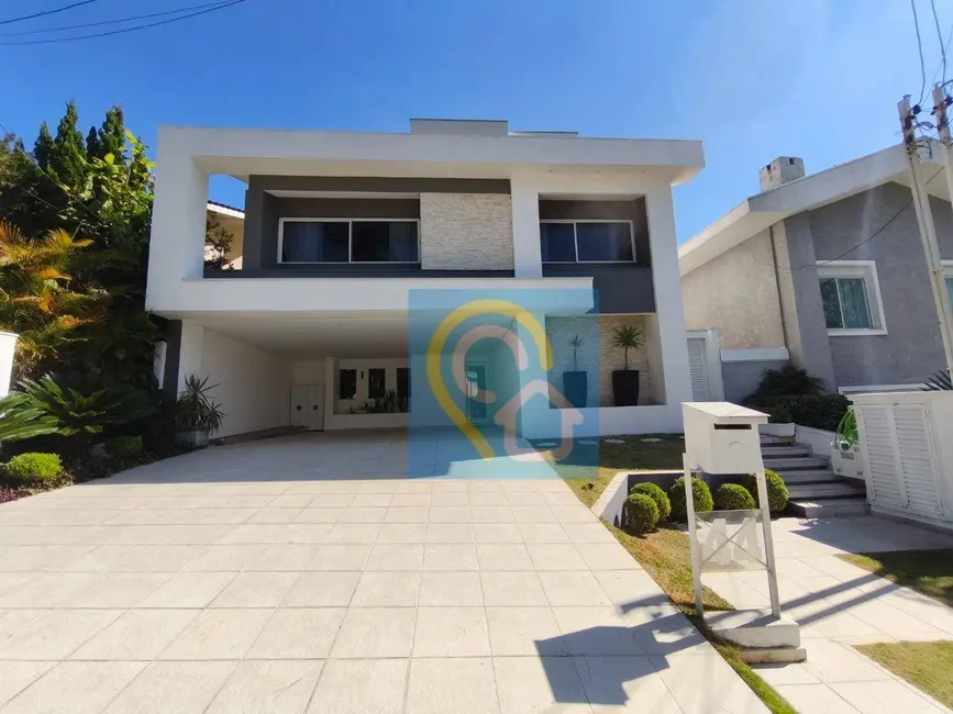 Casa de Condomínio com 4 quartos para alugar, 360m2 em Santana De Parnaiba - SP - imagem 3 Foto 3 de Casa de Condomínio com 4 quartos para alugar, 360m2 em Santana De Parnaiba - SP
