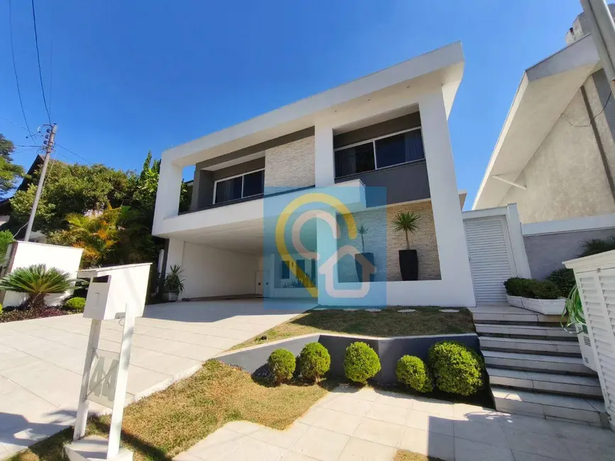 Casa de Condomínio com 4 quartos para alugar, 360m2 em Santana De Parnaiba - SP - imagem 2 Foto 2 de Casa de Condomínio com 4 quartos para alugar, 360m2 em Santana De Parnaiba - SP
