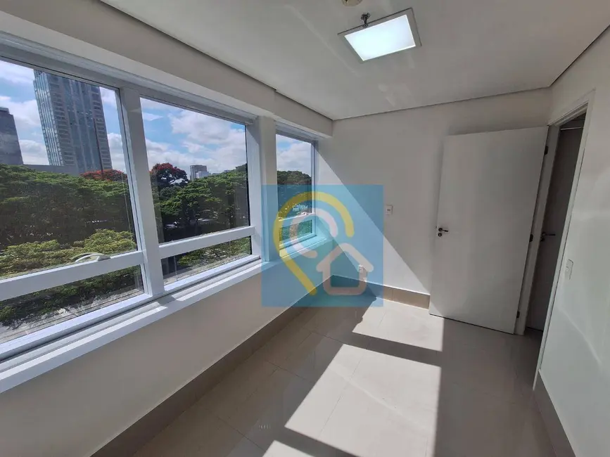 Sala Comercial para alugar, 93m2 em Alphaville Industrial, Barueri - SP - imagem 6 Foto 6 de Sala Comercial para alugar, 93m2 em Alphaville Industrial, Barueri - SP