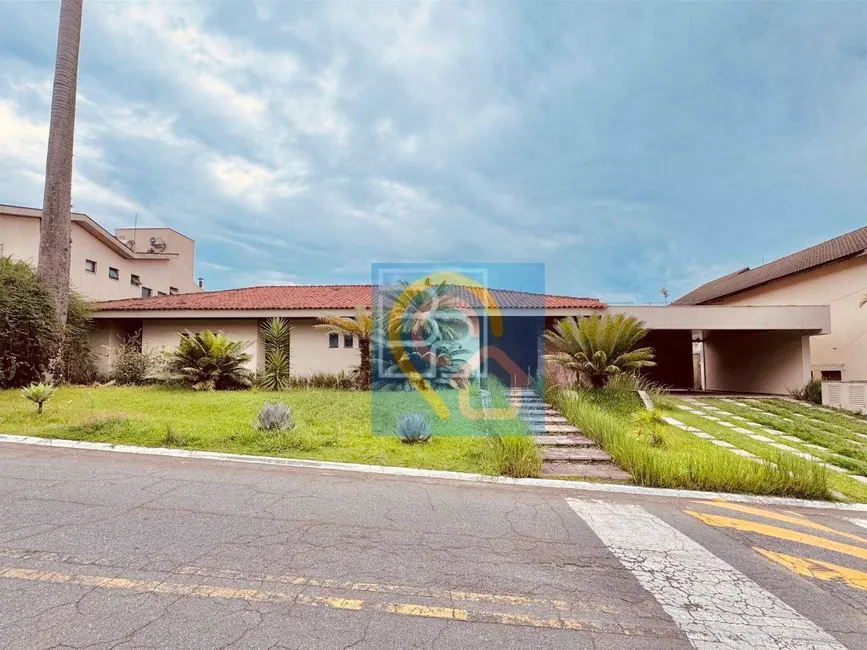 Foto 1 de Casa de Condomínio com 4 quartos à venda e para alugar, 900m2 em Santana De Parnaiba - SP