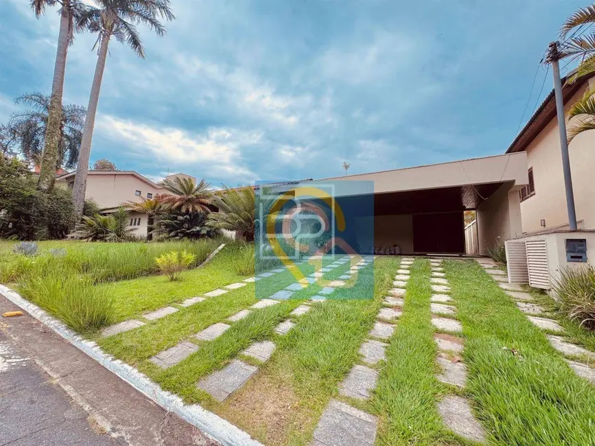 Foto 2 de Casa de Condomínio com 4 quartos à venda e para alugar, 900m2 em Santana De Parnaiba - SP