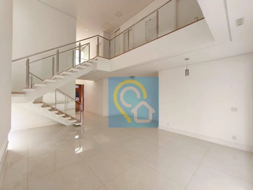 Casa de Condomínio com 4 quartos à venda e para alugar, 450m2 em Santana De Parnaiba - SP - imagem 5 Foto 5 de Casa de Condomínio com 4 quartos à venda e para alugar, 450m2 em Santana De Parnaiba - SP