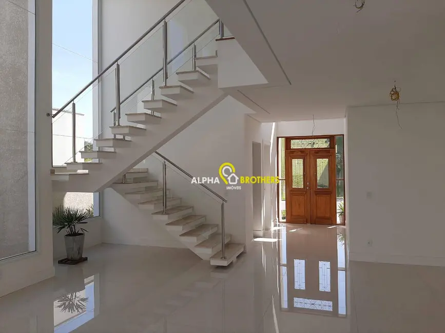 Foto 2 de Casa de Condomínio com 4 quartos à venda e para alugar, 450m2 em Santana De Parnaiba - SP