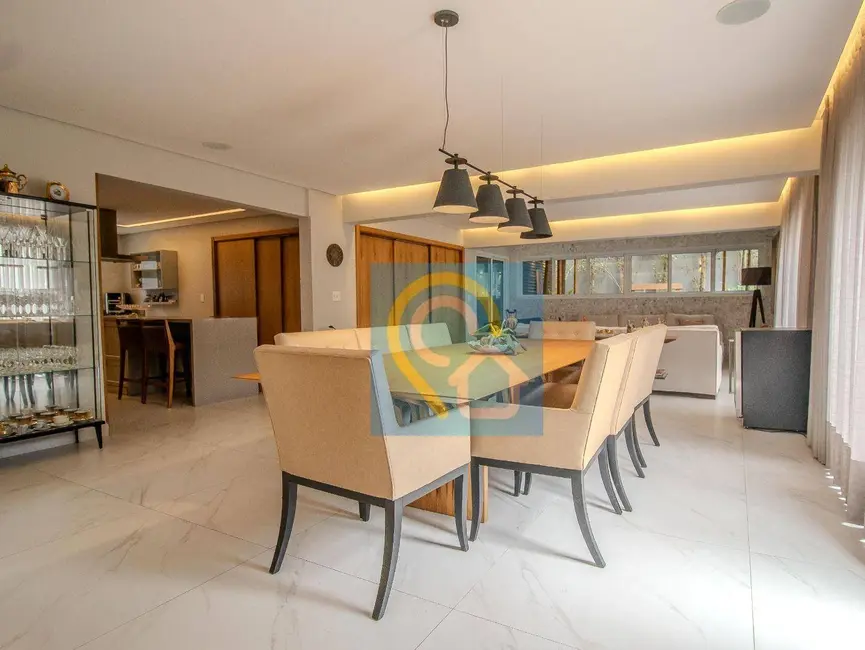 Foto 5 de Casa de Condomínio com 4 quartos à venda, 840m2 em Santana De Parnaiba - SP