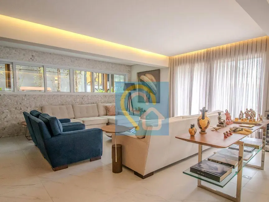 Foto 3 de Casa de Condomínio com 4 quartos à venda, 840m2 em Santana De Parnaiba - SP