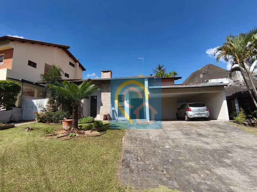 Foto 1 de Casa de Condomínio com 3 quartos à venda, 360m2 em Santana De Parnaiba - SP