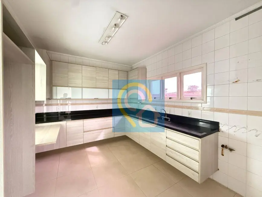 Casa de Condomínio com 4 quartos à venda, 360m2 em Santana De Parnaiba - SP - imagem 5 Foto 5 de Casa de Condomínio com 4 quartos à venda, 360m2 em Santana De Parnaiba - SP