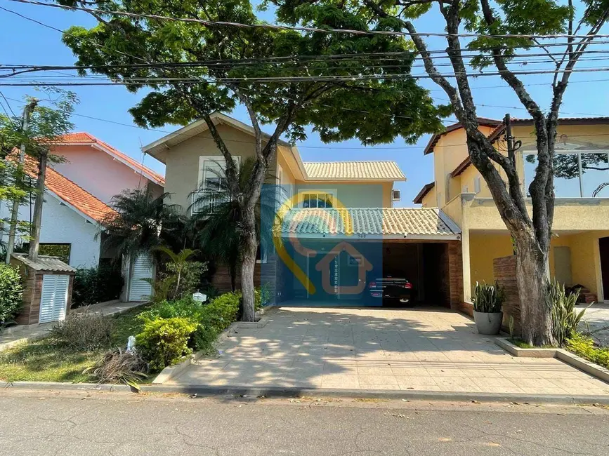 Foto 1 de Casa de Condomínio com 4 quartos à venda e para alugar, 360m2 em Santana De Parnaiba - SP