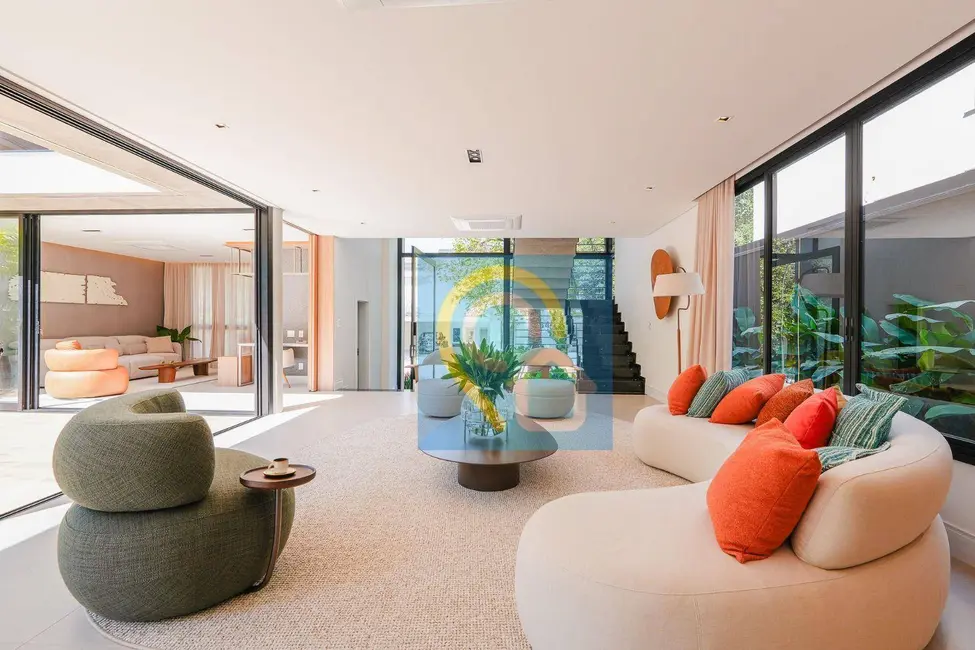 Casa de Condomínio com 4 quartos à venda, 468m2 em Alphaville, Santana De Parnaiba - SP - imagem 5 Foto 5 de Casa de Condomínio com 4 quartos à venda, 468m2 em Alphaville, Santana De Parnaiba - SP