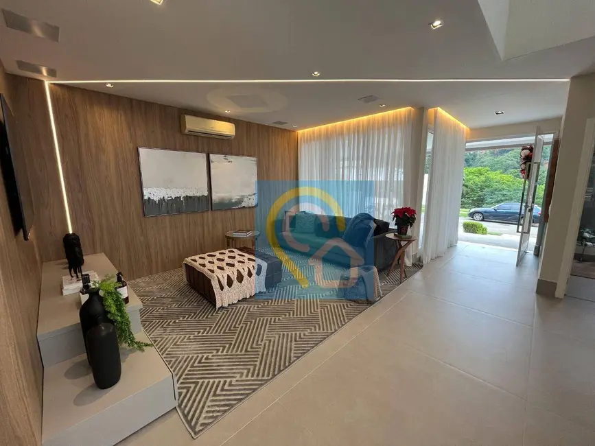 Casa de Condomínio com 5 quartos à venda, 437m2 em Santana De Parnaiba - SP - imagem 3 Foto 3 de Casa de Condomínio com 5 quartos à venda, 437m2 em Santana De Parnaiba - SP