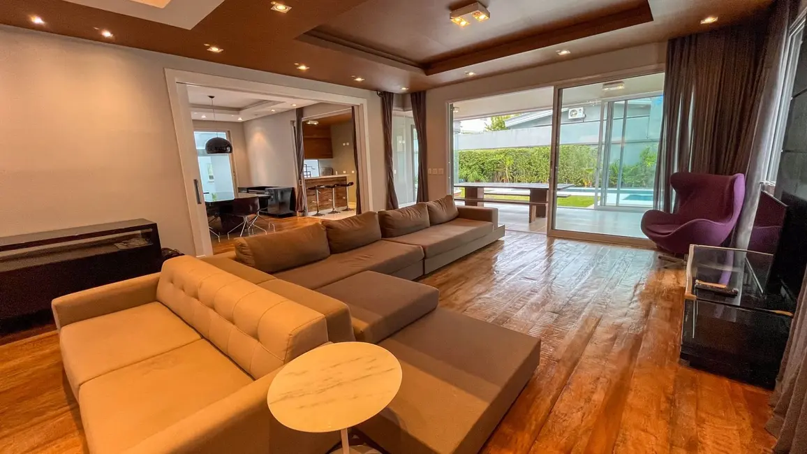 Foto 6 de Casa de Condomínio com 6 quartos à venda, 560m2 em Barueri - SP