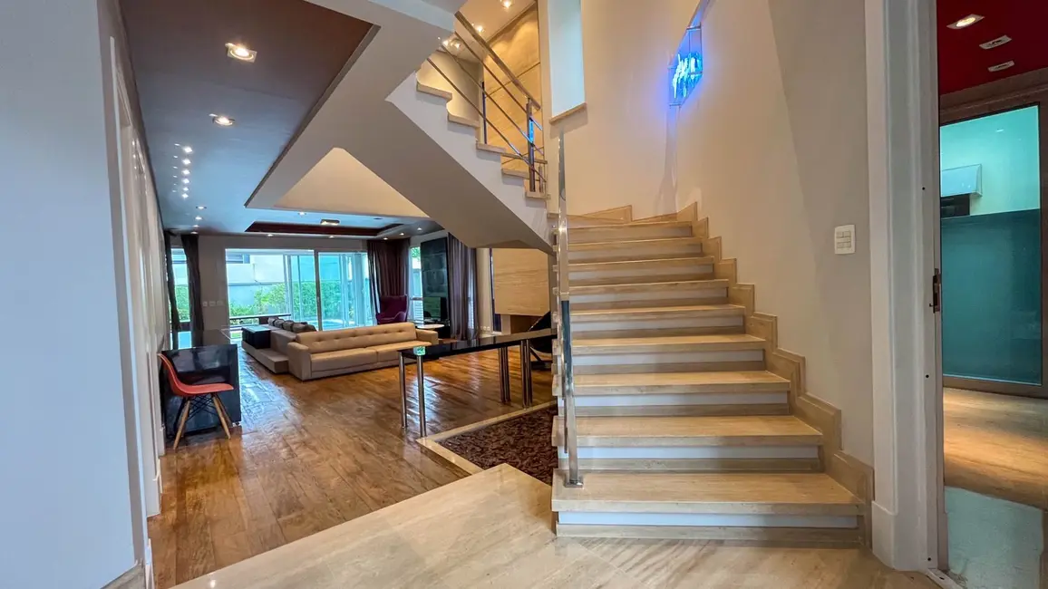 Foto 5 de Casa de Condomínio com 6 quartos à venda, 560m2 em Barueri - SP