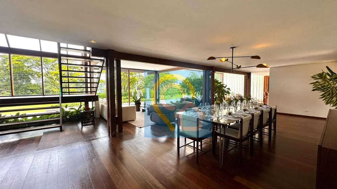 Casa de Condomínio com 5 quartos à venda e para alugar, 2578m2 em Santana De Parnaiba - SP - imagem 3 Foto 3 de Casa de Condomínio com 5 quartos à venda e para alugar, 2578m2 em Santana De Parnaiba - SP