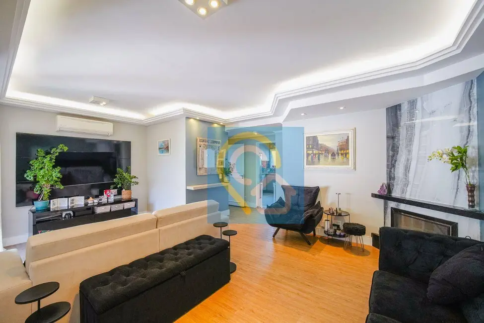 Casa de Condomínio com 3 quartos à venda, 180m2 em Tamboré, Santana De Parnaiba - SP - imagem 5 Foto 5 de Casa de Condomínio com 3 quartos à venda, 180m2 em Tamboré, Santana De Parnaiba - SP