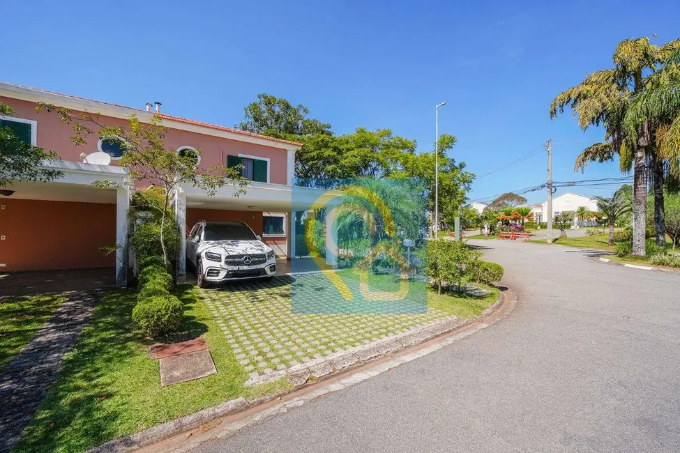 Casa de Condomínio com 3 quartos à venda, 180m2 em Tamboré, Santana De Parnaiba - SP - imagem 3 Foto 3 de Casa de Condomínio com 3 quartos à venda, 180m2 em Tamboré, Santana De Parnaiba - SP