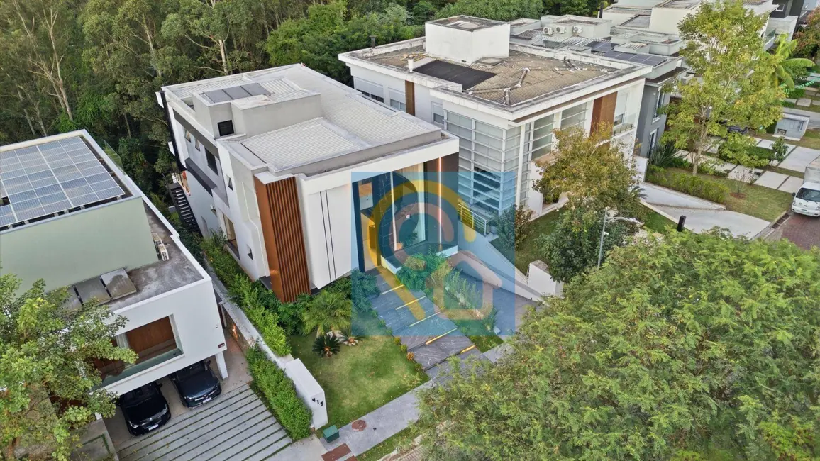 Casa de Condomínio com 4 quartos à venda, 420m2 em Tamboré, Santana De Parnaiba - SP - imagem 3 Foto 3 de Casa de Condomínio com 4 quartos à venda, 420m2 em Tamboré, Santana De Parnaiba - SP