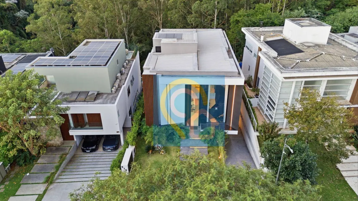 Casa de Condomínio com 4 quartos à venda, 420m2 em Tamboré, Santana De Parnaiba - SP - imagem 2 Foto 2 de Casa de Condomínio com 4 quartos à venda, 420m2 em Tamboré, Santana De Parnaiba - SP