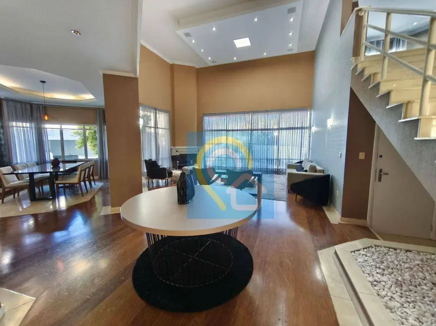 Foto 5 de Casa de Condomínio com 4 quartos para alugar, 623m2 em Santana De Parnaiba - SP