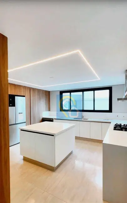 Foto 9 de Casa de Condomínio com 5 quartos para alugar, 1253m2 em Santana De Parnaiba - SP