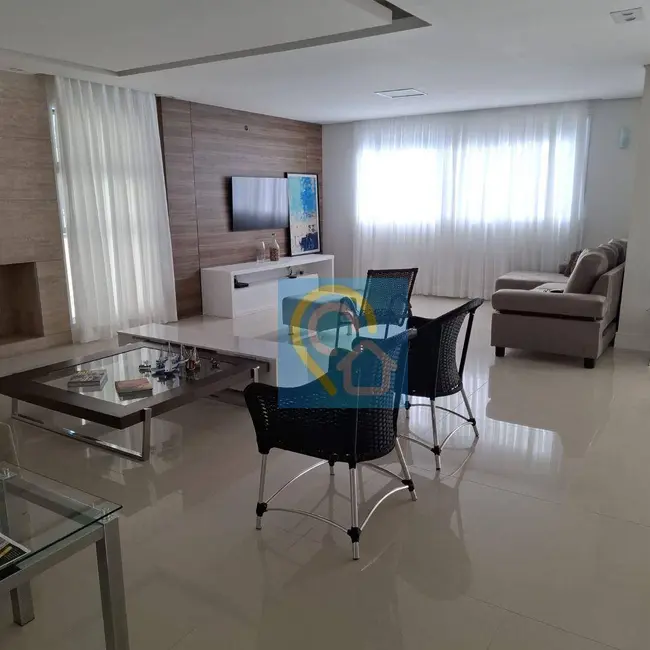 Foto 3 de Casa de Condomínio com 4 quartos à venda, 450m2 em Santana De Parnaiba - SP