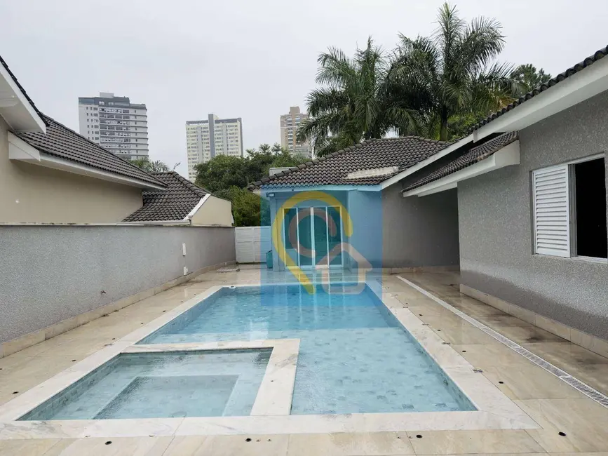 Casa de Condomínio com 3 quartos à venda, 645m2 em Alphaville, Santana De Parnaiba - SP - imagem 3 Foto 3 de Casa de Condomínio com 3 quartos à venda, 645m2 em Alphaville, Santana De Parnaiba - SP