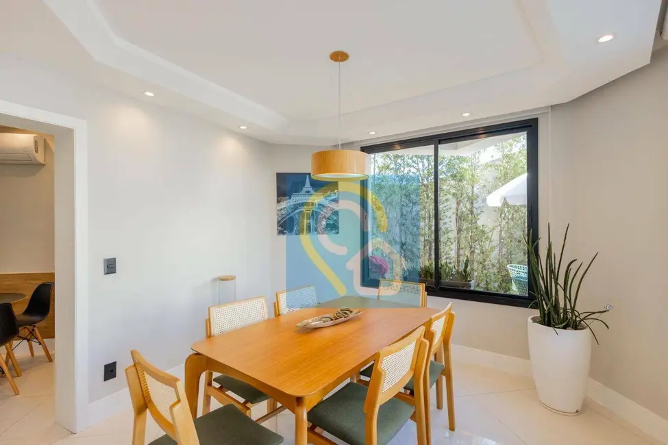 Foto 4 de Casa de Condomínio com 3 quartos à venda, 300m2 em Santana De Parnaiba - SP