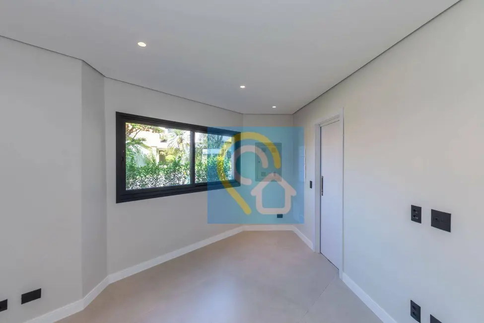 Casa de Condomínio com 4 quartos à venda, 587m2 em Santana De Parnaiba - SP - imagem 5 Foto 5 de Casa de Condomínio com 4 quartos à venda, 587m2 em Santana De Parnaiba - SP