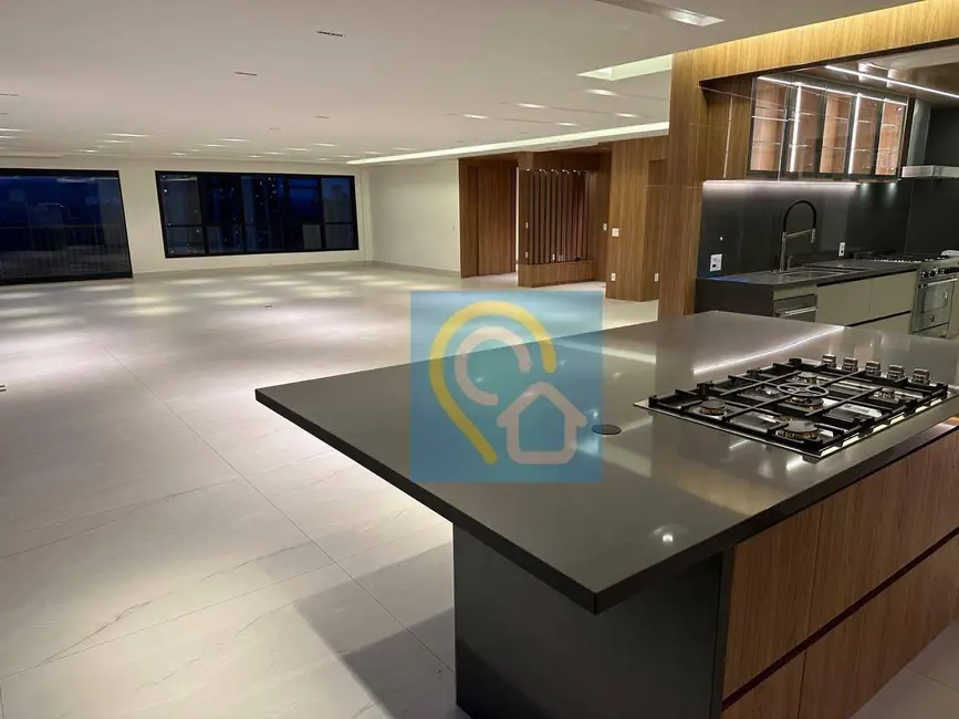Foto 3 de Apartamento com 4 quartos para alugar, 360m2 em Alphaville Industrial, Barueri - SP