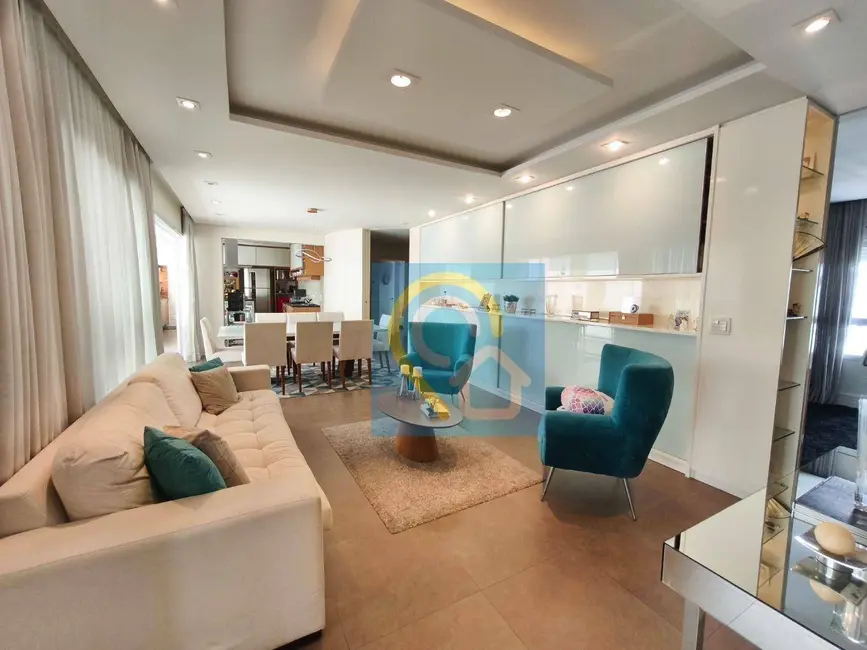Foto 3 de Apartamento com 3 quartos à venda, 196m2 em Empresarial 18 do Forte, Barueri - SP