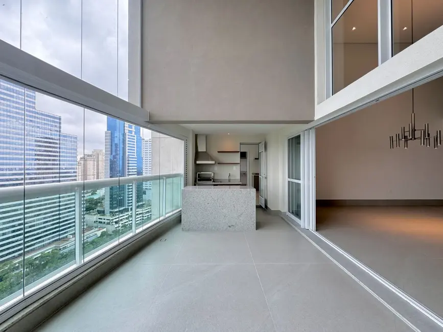 Apartamento com 4 quartos à venda e para alugar, 365m2 em Alphaville Empresarial, Barueri - SP - imagem 4 Foto 4 de Apartamento com 4 quartos à venda e para alugar, 365m2 em Alphaville Empresarial, Barueri - SP