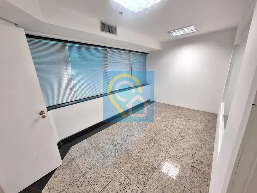 Sala Comercial para alugar, 92m2 em Alphaville Industrial, Barueri - SP - imagem 5 Foto 5 de Sala Comercial para alugar, 92m2 em Alphaville Industrial, Barueri - SP