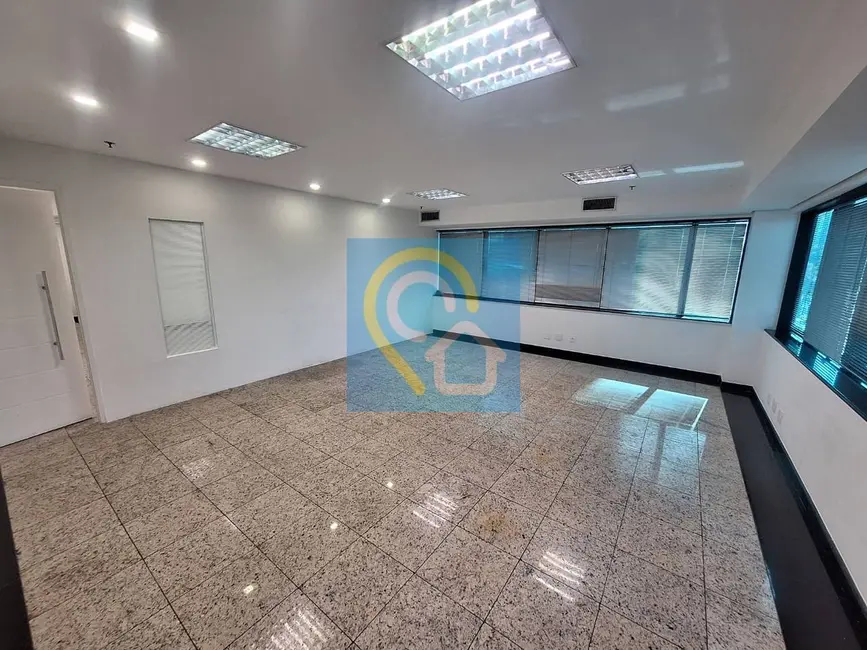 Sala Comercial para alugar, 92m2 em Alphaville Industrial, Barueri - SP - imagem 1 Foto 1 de Sala Comercial para alugar, 92m2 em Alphaville Industrial, Barueri - SP