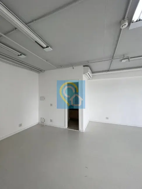 Sala Comercial à venda e para alugar, 49m2 em Alphaville Industrial, Barueri - SP - imagem 8 Foto 8 de Sala Comercial à venda e para alugar, 49m2 em Alphaville Industrial, Barueri - SP
