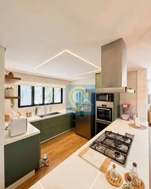 Foto 6 de Casa de Condomínio com 4 quartos à venda, 350m2 em Santana De Parnaiba - SP