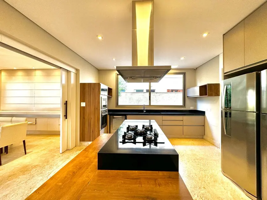 Casa de Condomínio com 4 quartos à venda, 591m2 em Barueri - SP - imagem 9 Foto 9 de Casa de Condomínio com 4 quartos à venda, 591m2 em Barueri - SP