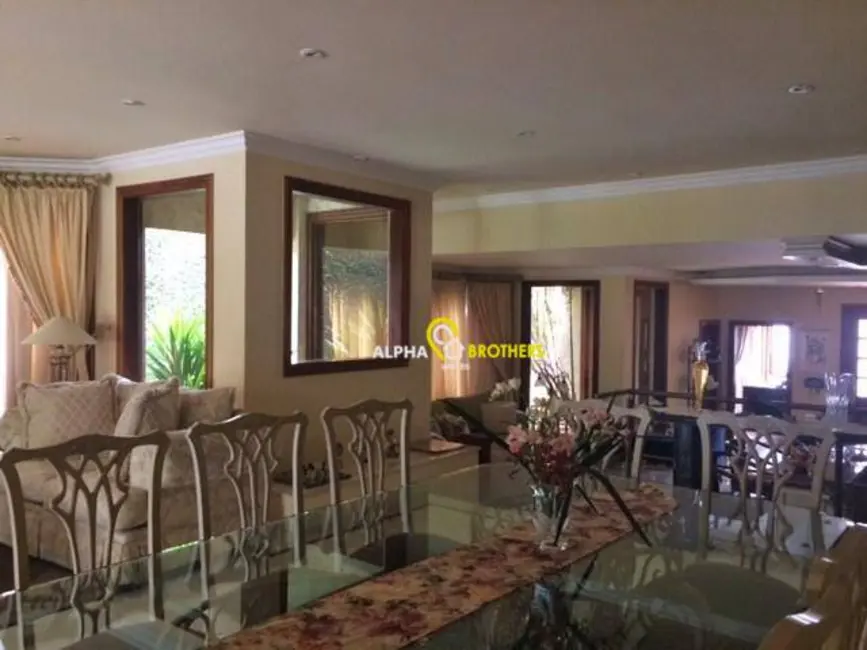 Casa de Condomínio com 4 quartos à venda, 650m2 em Barueri - SP - imagem 4 Foto 4 de Casa de Condomínio com 4 quartos à venda, 650m2 em Barueri - SP