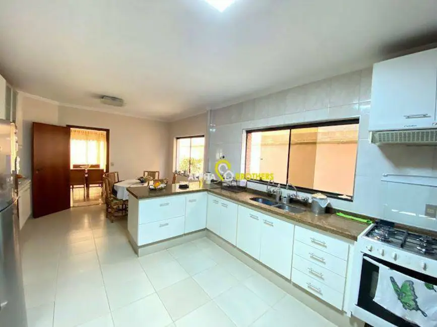 Foto 9 de Casa de Condomínio com 4 quartos à venda, 360m2 em Santana De Parnaiba - SP