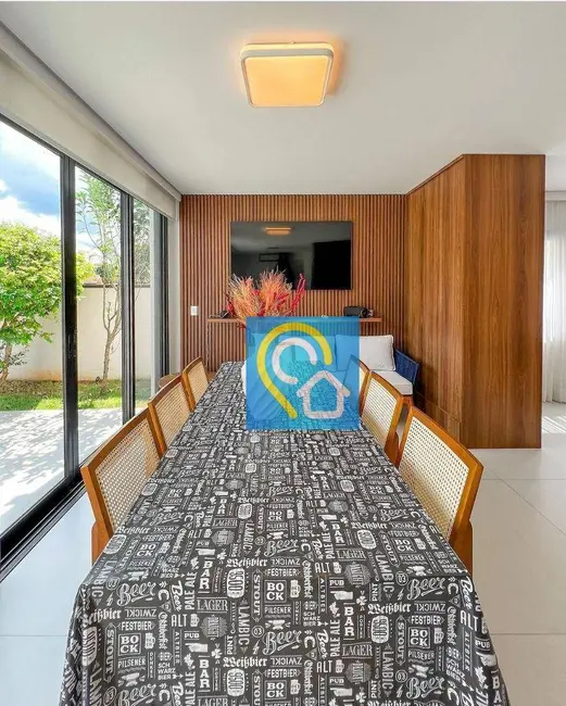 Foto 4 de Casa de Condomínio com 4 quartos à venda, 382m2 em Santana De Parnaiba - SP