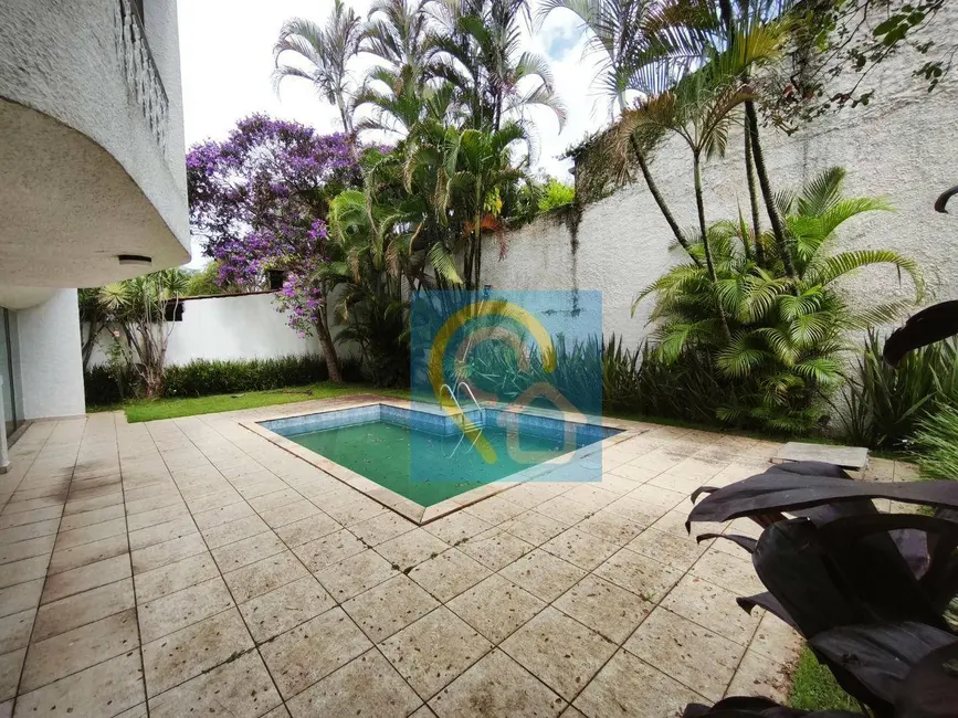 Casa de Condomínio com 3 quartos à venda, 560m2 em Barueri - SP - imagem 7 Foto 7 de Casa de Condomínio com 3 quartos à venda, 560m2 em Barueri - SP