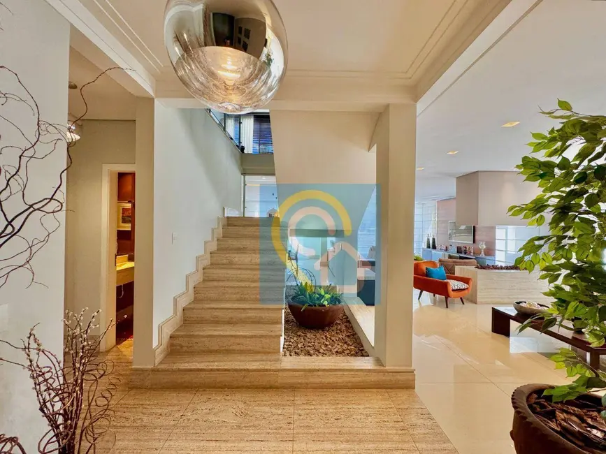 Foto 5 de Casa de Condomínio com 5 quartos à venda, 560m2 em Barueri - SP